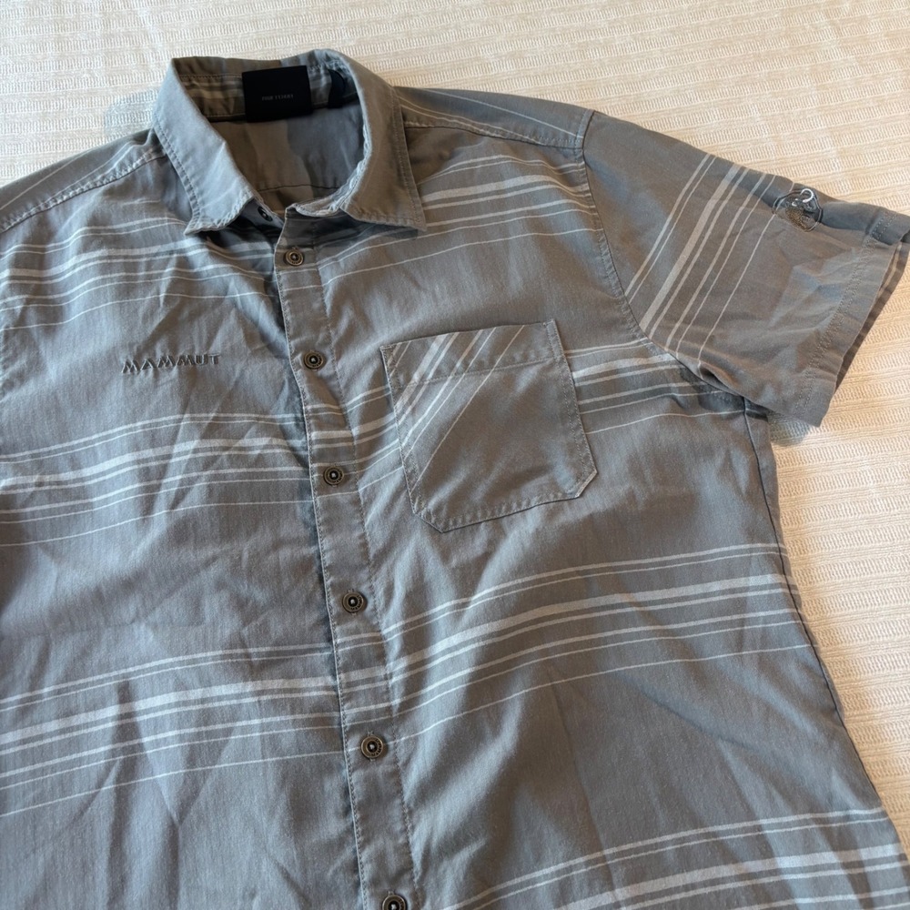 Mammut Mens Large Grey Striped Short Sleeve Button Down Shirt 1030-02380